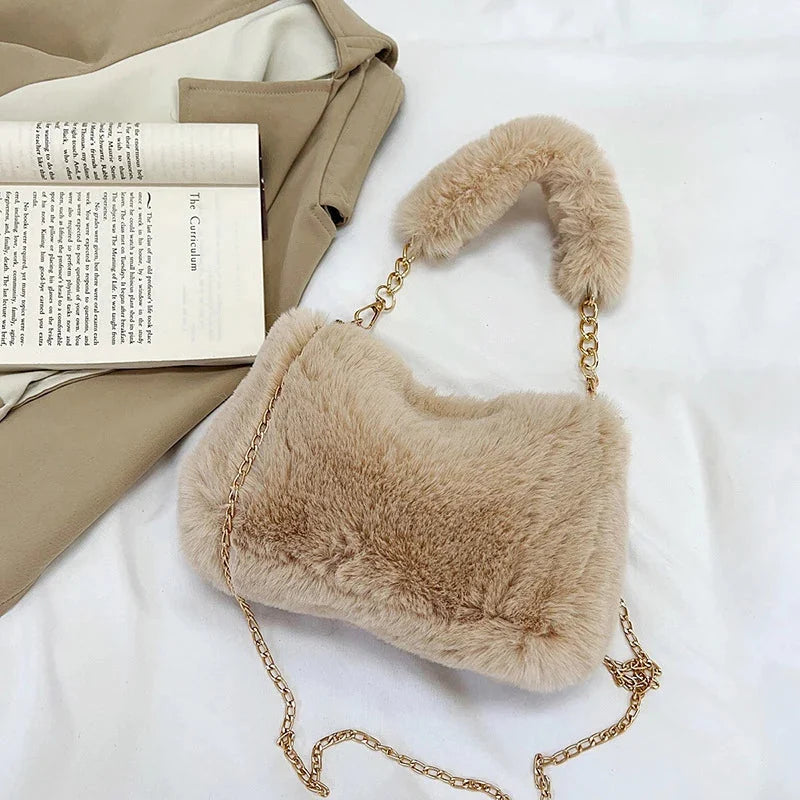 Fluffy Shoulder Bag – Bild 3