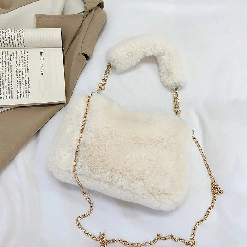 Fluffy Shoulder Bag – Bild 4