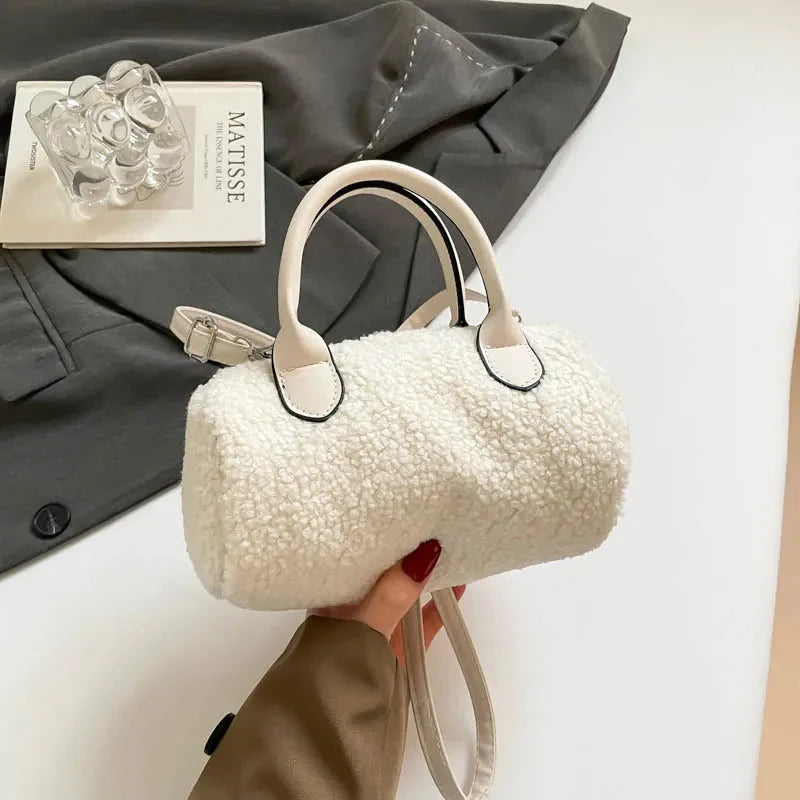 Fluffy Bags For Women – Bild 3