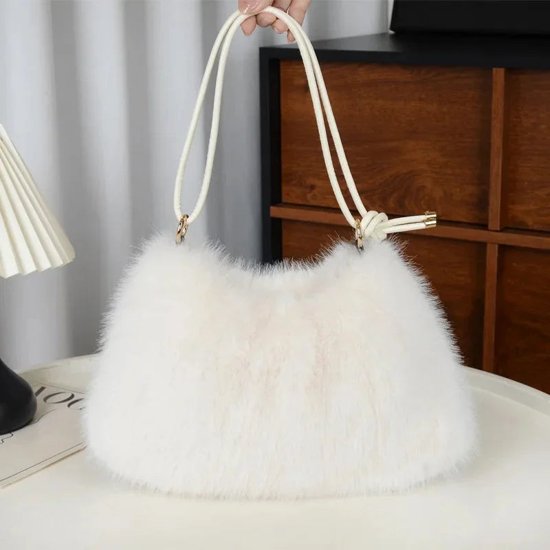 Big Fluffy Bag – Bild 2