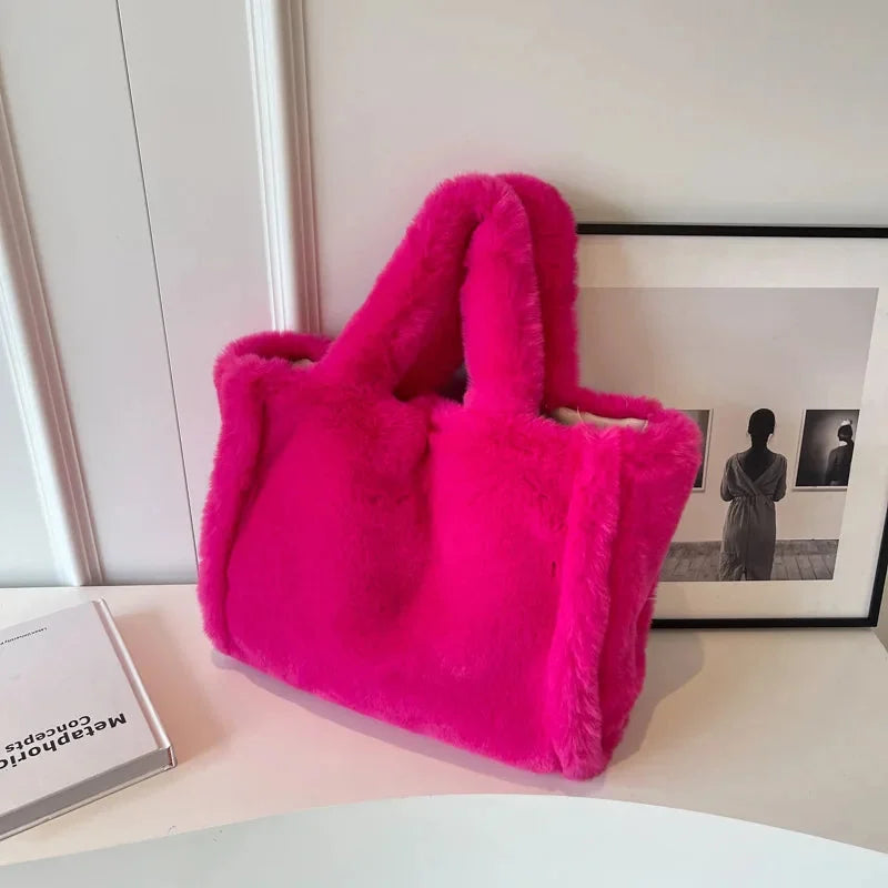 Fluffy Bag Tote – Bild 10