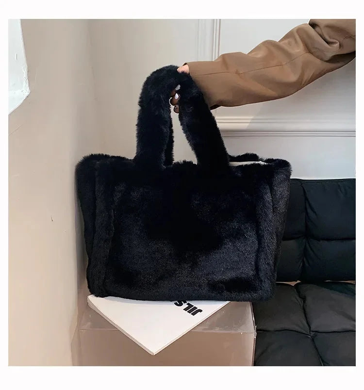 Fluffy Bag Tote – Bild 12