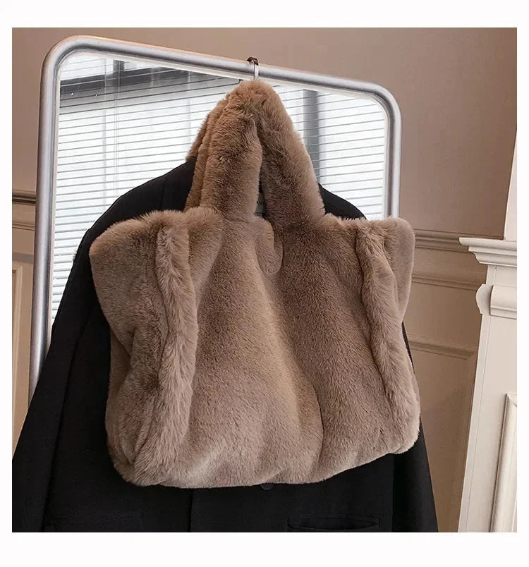 Fluffy Bag Tote – Bild 7